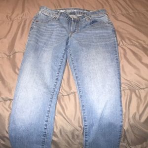 Old navy size 4 skinny jeans
